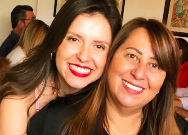 Prefeita da Bela Vista Nárcia Kelly e a mãe, Sueli Alves | Foto: Divulgação