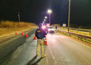 Barreira da PRF na BR-070 | Foto: Divulgação