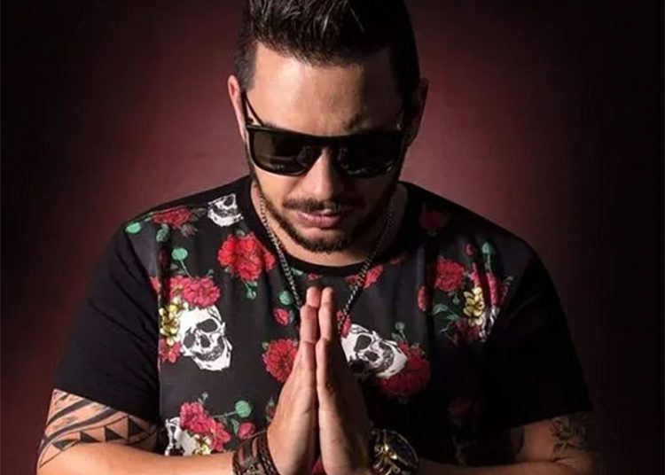 Cantor Kleber Oliveira morreu aos 37 anos