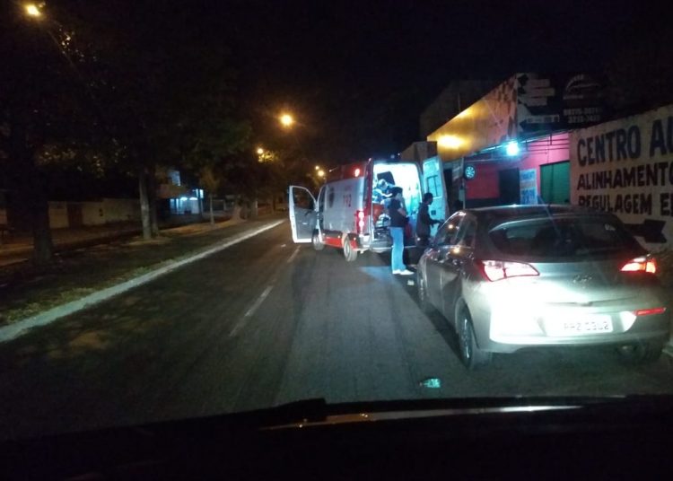 Acidente de moto deixa 2 pessoas feridas em Aparecida | Foto: Reprodução
