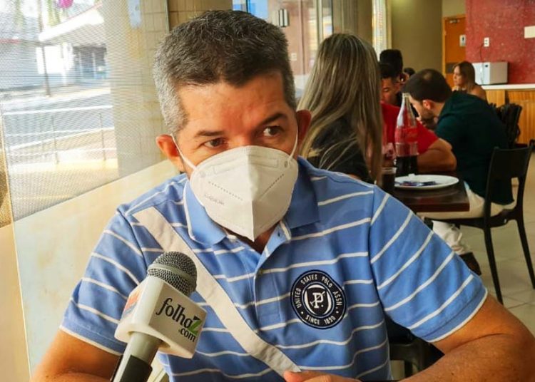 Waldir Soares em entrevista à Folha Z | Foto: Folha Z