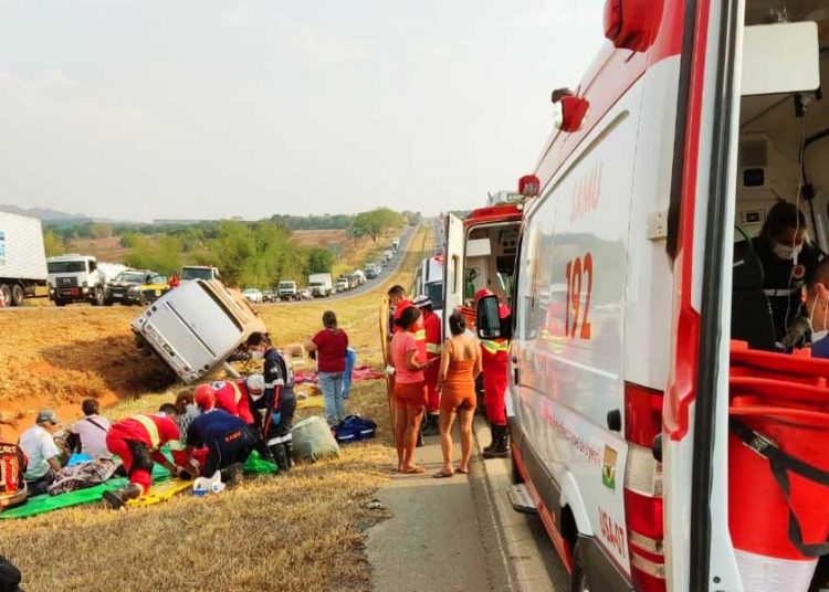 Acidente na BR-153 | Foto: Leitor / FZ
