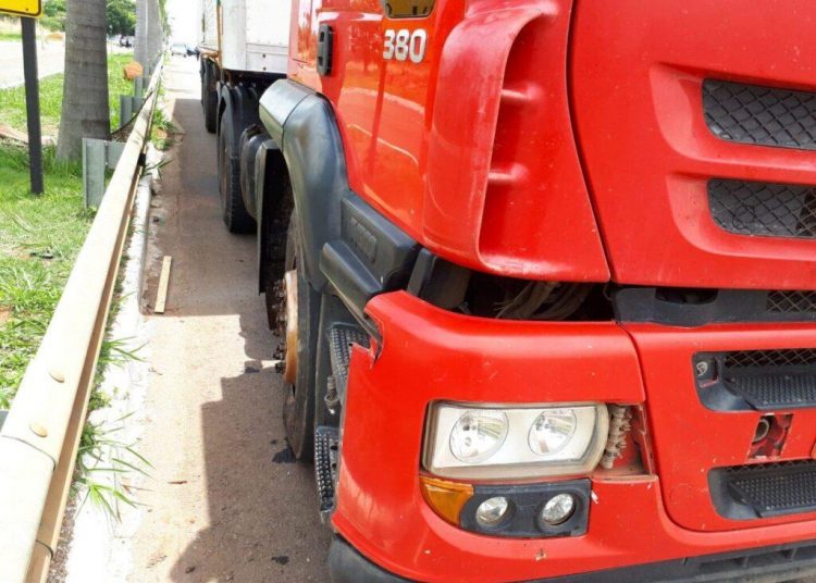 Mulher de 26 anos ficou em estado gravíssimo após ser atropelada | Foto: Dict