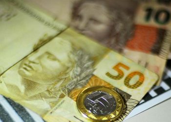 Auxílio | Foto: Marcello Casal Jr / Agência Brasil