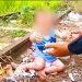 Bebê de 1 ano estava sujo e chorava quando chamou atenção de GCMs que faziam ronda | Foto: Reprodução/GCM