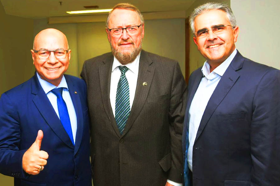 Professor Alcides, Antônio Carbonari e Carlos Alberto Vicchiatti | Foto: Divulgação