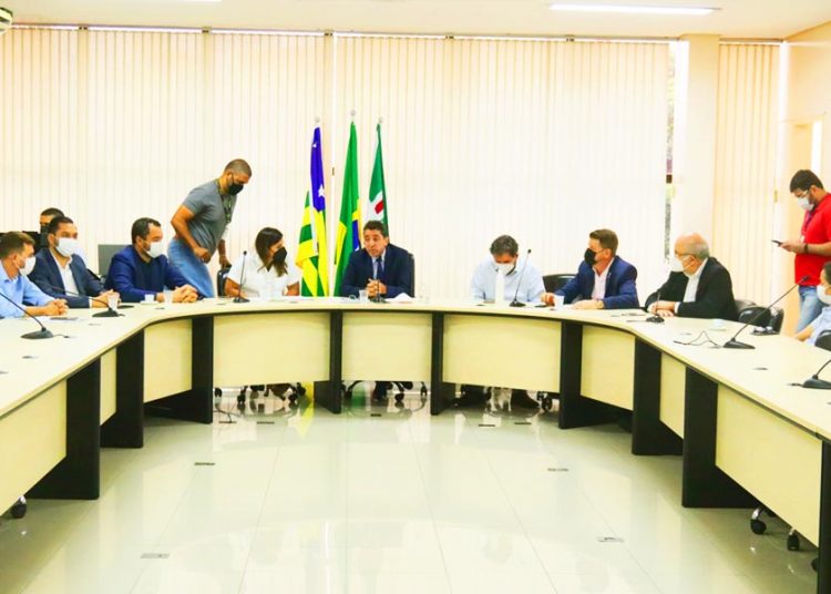 Comissão Mista em reunião extraordinária sobre o plano diretor | Foto: Mariana Capeletti Calaça