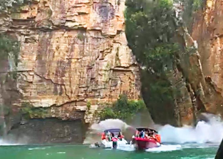 Acidente em Capitólio: Todos as vítimas estavam em mesma lancha chamada Jesus | Foto: Reprodução