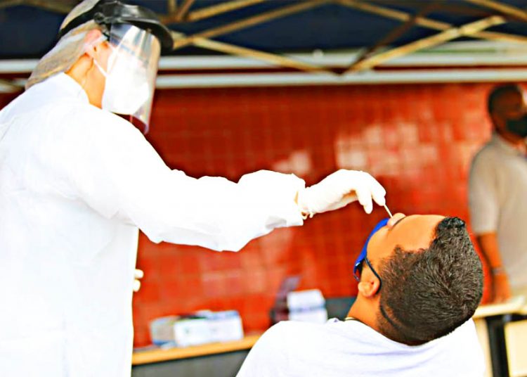 Testagem de covid-19 em Goiânia | Foto: Jackson Rodrigues