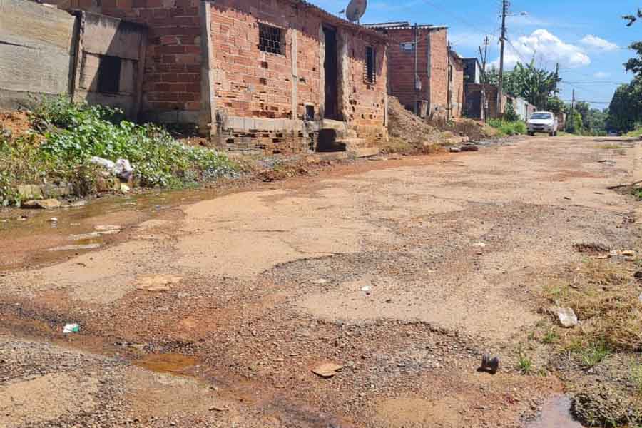 Rua 16, no Jd Tiradentes, em Aparecida | Foto: Folha Z