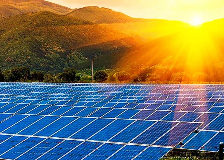 Usina de energia solar fotovoltaica | Foto: Reprodução