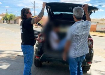 Homem tenta aplicar golpe em policial em serviço e é preso em flagrante, em Goiânia | Foto: Divulgação / PCGO