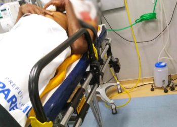 Homem sobrevive após levar 3 tiros na cabeça, no Setor Campos Elíseos, em Aparecida de Goiânia | Foto: Leitor / FZ