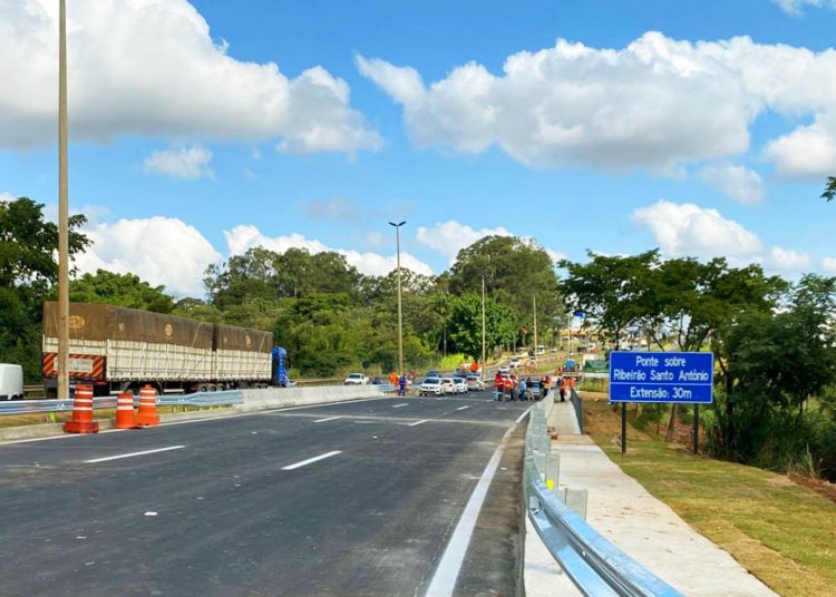 Ponto sobre o Córrego Santo Antônio na BR-153 | Foto: Divulgação / Triunfo Concebra