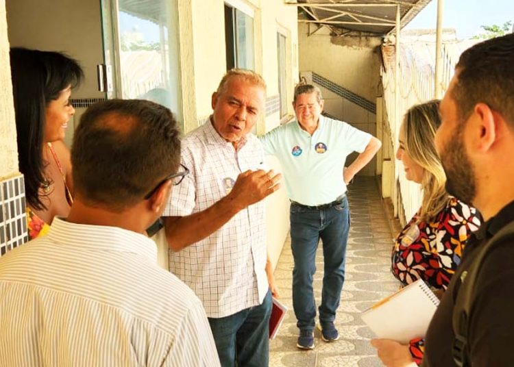 Ademir Menezes em atividades de campanha de Max Menezes | Foto: Folha Z