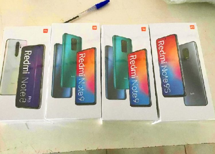 Celulares disponibilizados em leilão da Receita Federal | Foto: Divulgação