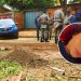 Túmulo improvisado homenageia menina morta em Goiânia | Foto: José Alves / Folha Z