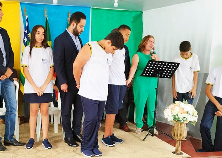 Novo ano letivo começa com uso obrigatório do uniforme escolar | Foto: Divulgação / Seduc