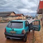 Com o homem foi apreendido Corsa com placa de Rialma | Foto: PM