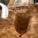 Sepultura foi encontrada escavada em cemitério de Cocalzinho de Goiás | Foto: PC