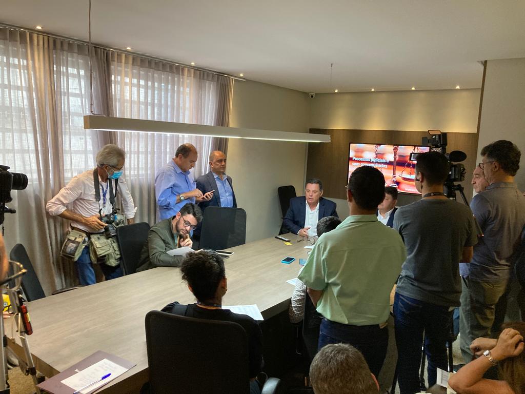Com cunho político, Marconi Perillo convocou a imprensa para falar dos arquivamentos das ações | Foto: divulgação