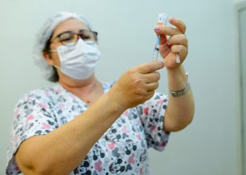 Vacinação contra febre amarela está disponível nas unidades de saúde | Foto: SMS/Jucimar Sousa