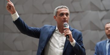 Gustavo Gayer assume PL Goiânia e pede para direita entrar na política