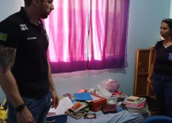 Professor oferecia lanches e induzia alunos a fazerem sexo entre si, diz PC-GO