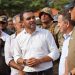 Operação registra 15 mortes. Governadores de GO, MT e TO visitam base que faz caçada por suspeitos de aterrorizar cidade