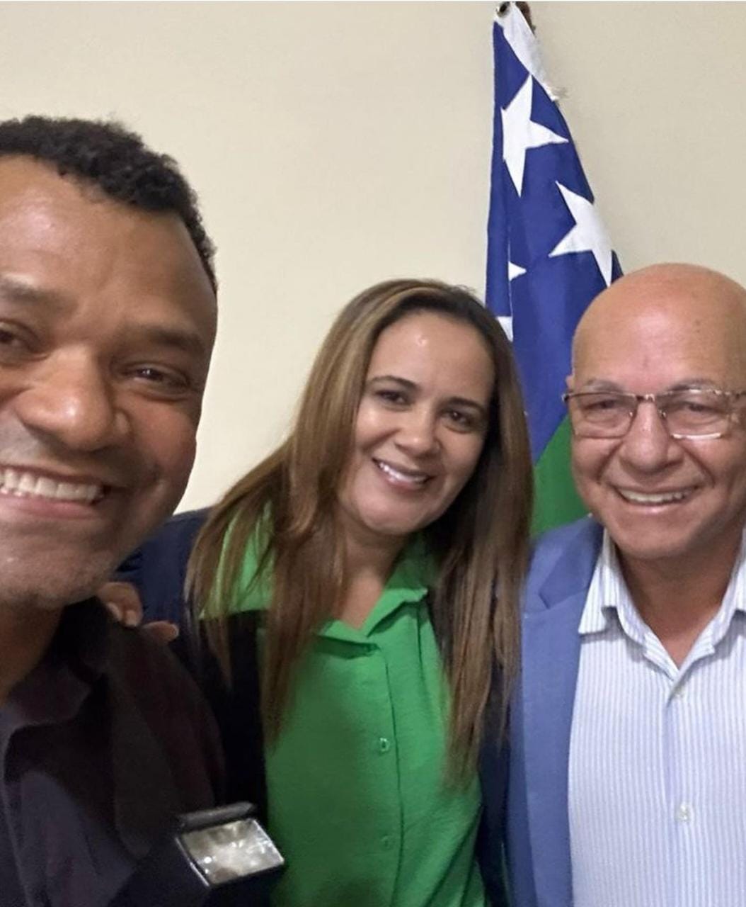 Da esquerda para direita: Valdemy Teixeira, Cleide Neves e Professor Alcides | Foto: Redes Sociais
