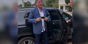 4 curiosidades sobre o veículo que Jair Bolsonaro usa