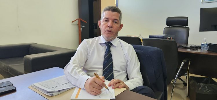 Dos 18 funcionários do Ciretran de AP, 11 são suspeitos de envolvimento em corrupção, diz Delegado Waldir