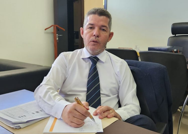 Dos 18 funcionários do Ciretran de AP, 11 são suspeitos de envolvimento em corrupção, diz Delegado Waldir