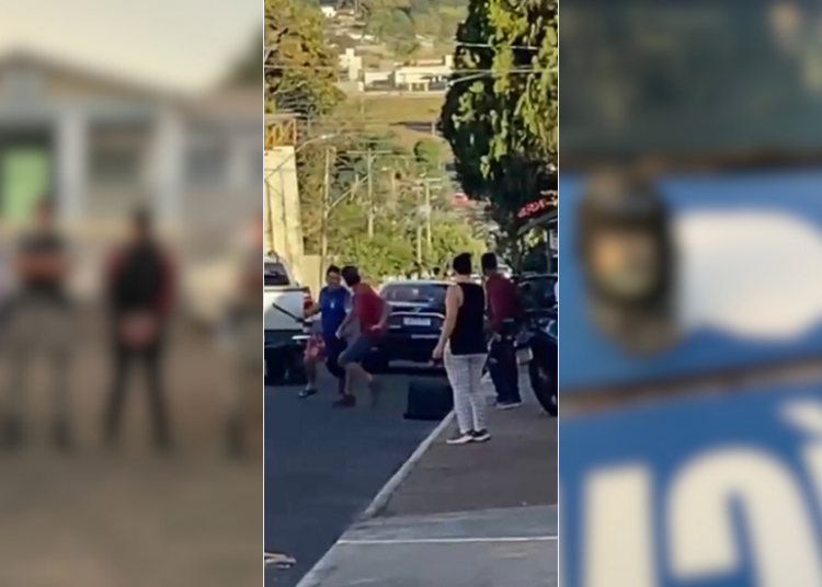 Suspeito foi tirar satisfação com vítima, que estava filmando o ocorrido | Foto: Reprodução