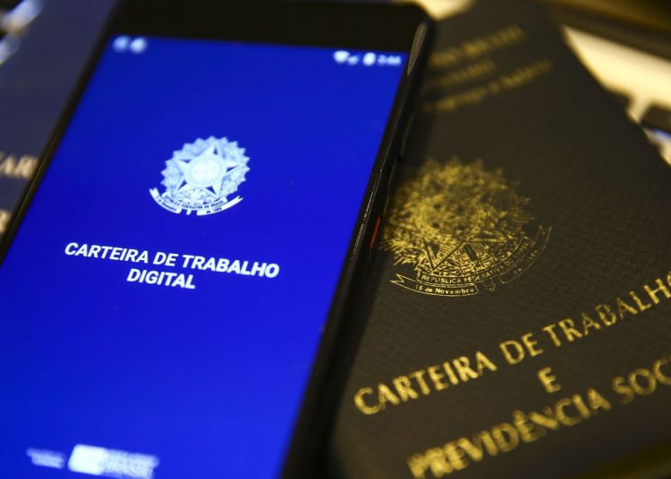 O setor de serviços é destaque na geração de empregos no estado | Foto: Marcelo camargo/Agência Brasil