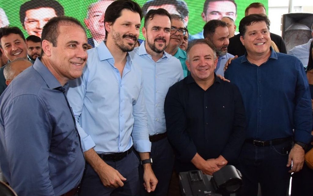 Veter Martins, Daniel Vilela, Gustavo Mendanha, Vilmar Mariano e Baleia Rossi no Diretório Regional do MDB, em Goiãnia | Foto: Reprodução/Instagram