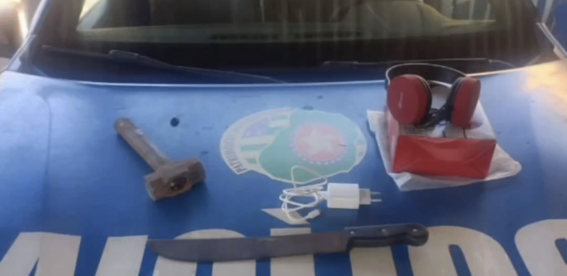 Ferramentas utilizadas no crime também foram apreendidas | Foto: PMGO