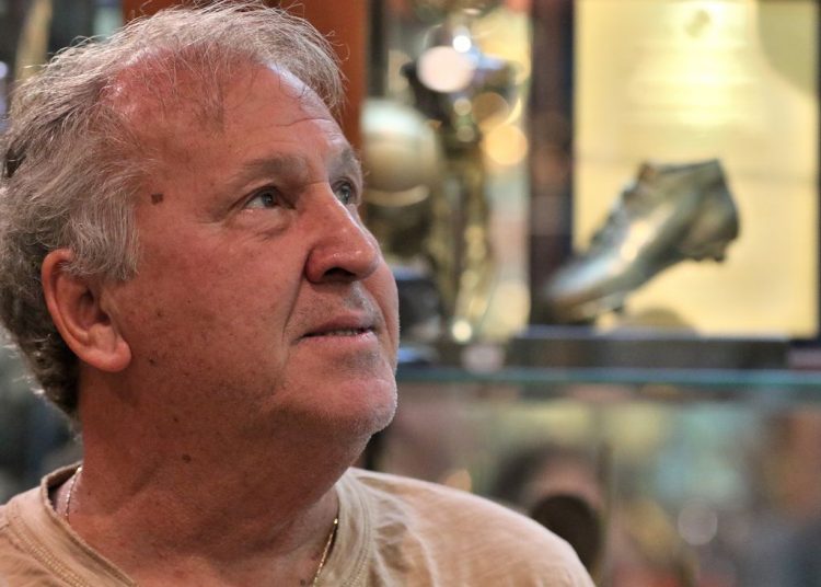 Sesc convida e Zico irá ministrar palestra gratuita sobre gestão esportiva em Goiânia