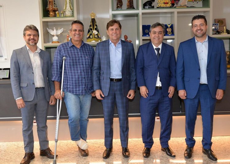 Reunião de Bruno Peixoto com vereadores do MDB não discutiu apoio e teve tom “institucional”