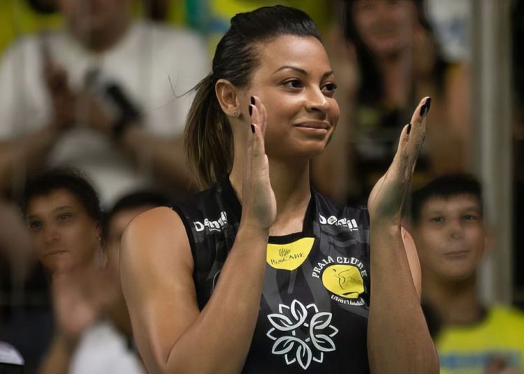 Jogadora conquistou a medalha de ouro nas olímpiadas de Pequim | Foto: Walewska Oliveira/Instagram