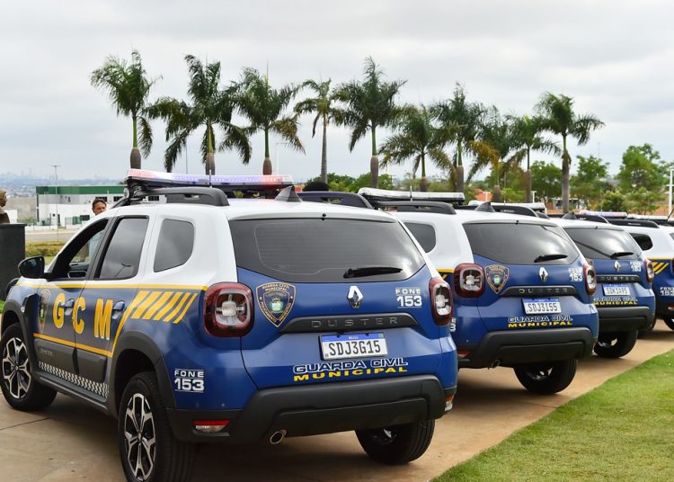 As viaturas, modelo Renault Duster 1.3 turbo, serão utilizadas pelos agentes da GCM no patrulhamento ostensivo na cidade | Foto: Rodrigo Estrela