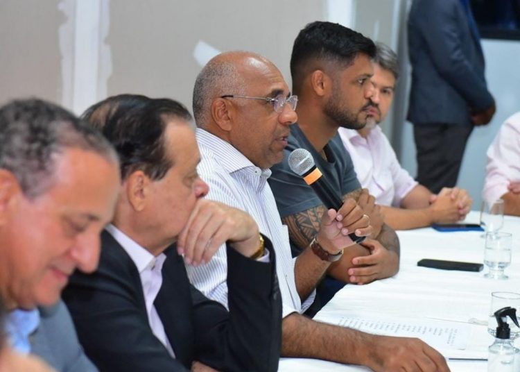 Articulação Política de Rogério Cruz no rastro de vereador do Bloco Vanguarda