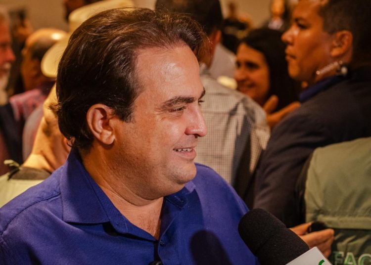 Prefeito de Anápolis, Roberto Naves, deve apontar indicado para assumir Sedec | Foto: Reprodução/Facebook