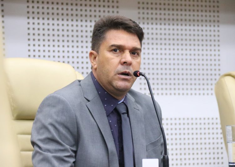 Bloco Vanguarda recebe mais um membro após tensões na Câmara