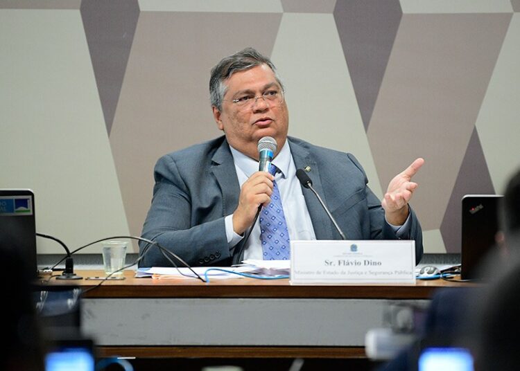 Saiba o que é aposentadoria compulsória, que pode chegar ao fim com proposta de Dino