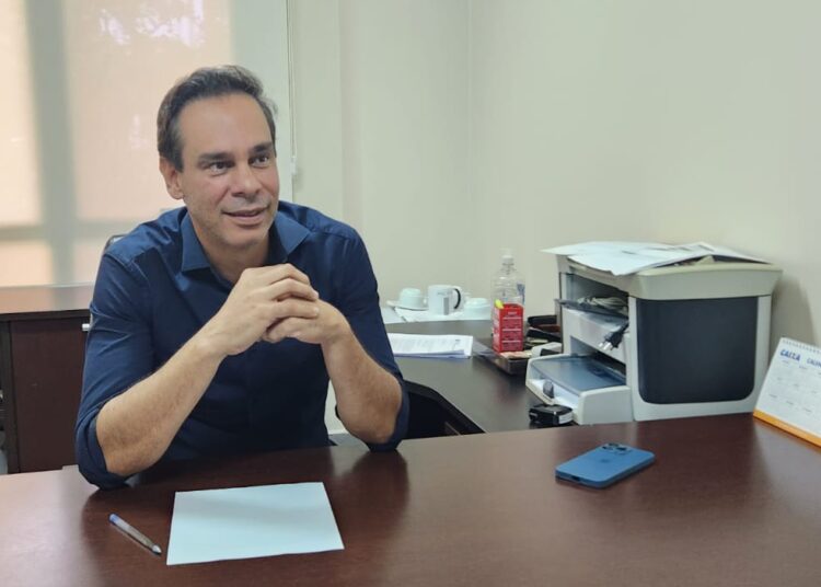 ex-vereador Welinton Peixoto (PRD) deixou a Direção Geral da Câmara de Goiânia no início de abril para se firmar como pré-candidato a uma das 37 cadeiras da Casa.
