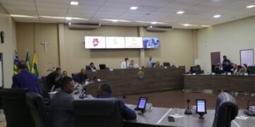 Quer receber notícias dos bastidores da política de Aparecida? Você está convidado a fazer parte de um grupo altamente bem informado sobre os rumos da cidade!