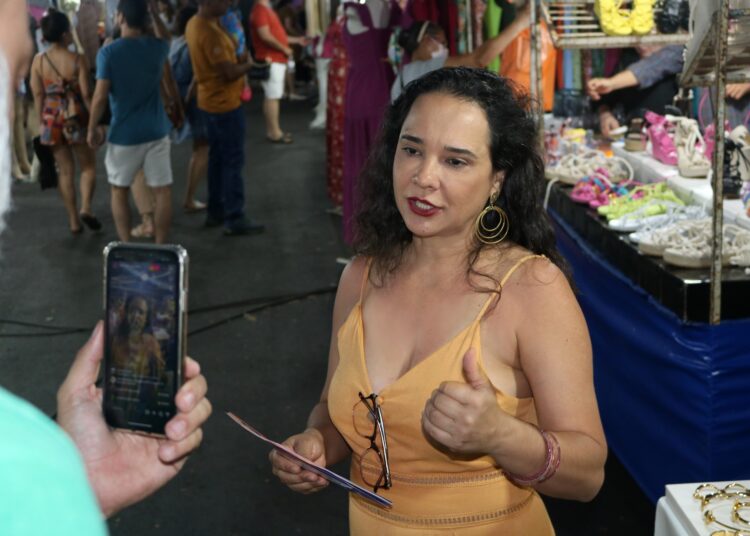 Cadeira de Rosa é ‘legalmente e moralmente’ do PSOL, defende Cíntia Dias