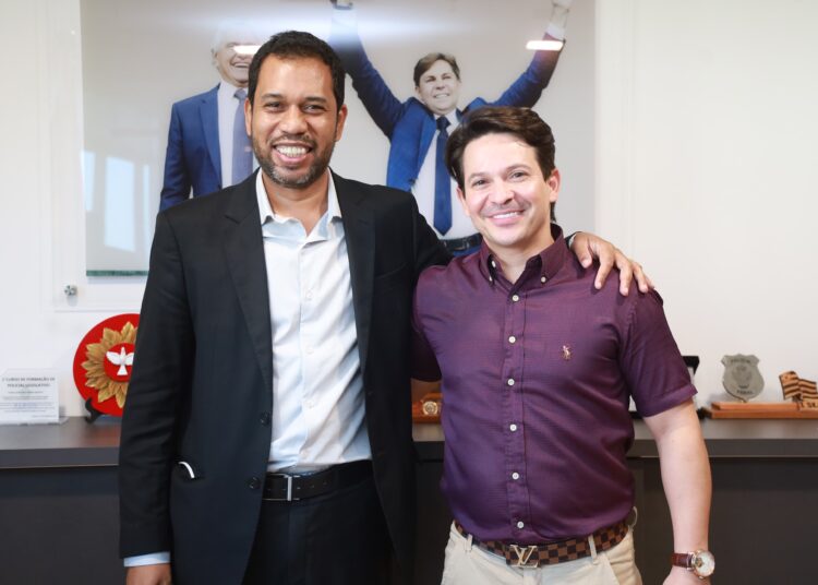 Jorge Dias e vice-presidente do PMB nacional, Sidclei Bernardo | Foto: Divulgação