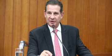 Para o presidente do PSD Goiás, o senador Vanderlan Carodoso, a retirada do nome do prefeito Vilmar Mariano (União Brasil) do cenário eleitoral de Aparecida de Goiânia gerou “trauma” político.
